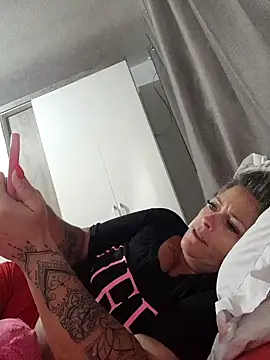 marcialoira online show from January 15, 2025, 11:00 am