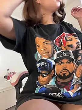 Lia sex69 online show from February 18, 2025, 2:49 pm