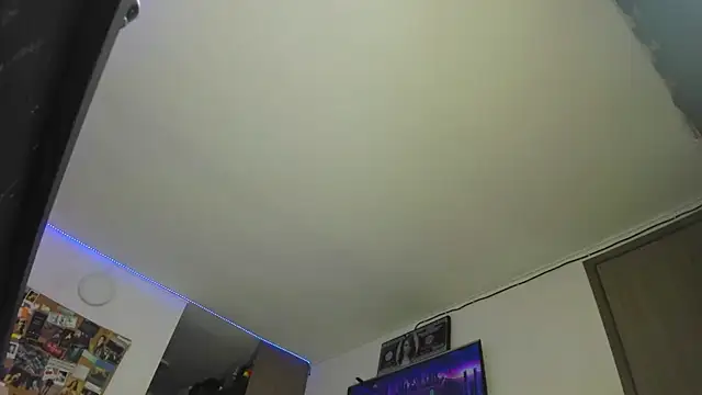 charlie hotxxx online show from January 23, 2025, 1:41 am