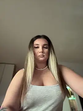 babyyboomm online show from December 19, 2024, 8:02 pm