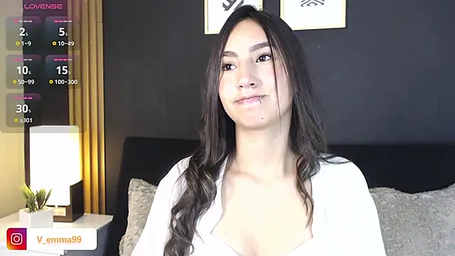 Snapshot of _Emma_Valka chatting on December 7, 2024, 5:42 pm Emma Valka online show from December 7, 2024, 5:42 pm