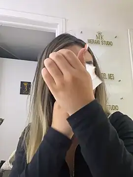 Snapshot of _Emma_Valka chatting on February 1, 2025, 9:29 pm Emma Valka online show from February 1, 2025, 9:29 pm