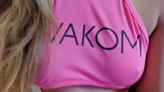 Snapshot of _Emma_Valka chatting on October 30, 2025, 3:24 pm Emma Valka online show from October 30, 2025, 3:24 pm