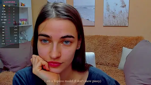 AstoriyaNight online show from March 20, 2025, 5:47 pm