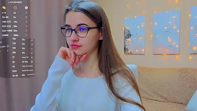 AstoriyaNight online show from April 23, 2026, 5:08 am