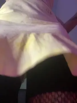 Cherrytowild online show from February 9, 2025, 6:33 am