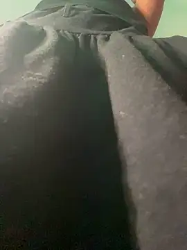 Cherrytowild online show from February 21, 2025, 11:01 am