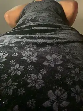 Cherrytowild online show from November 4, 2025, 8:46 am