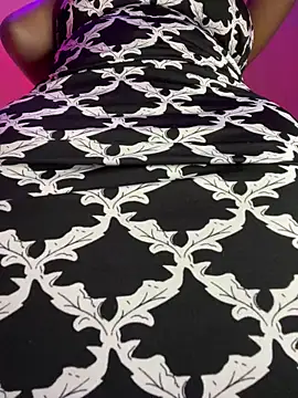 Cherrytowild online show from April 20, 2026, 8:17 am