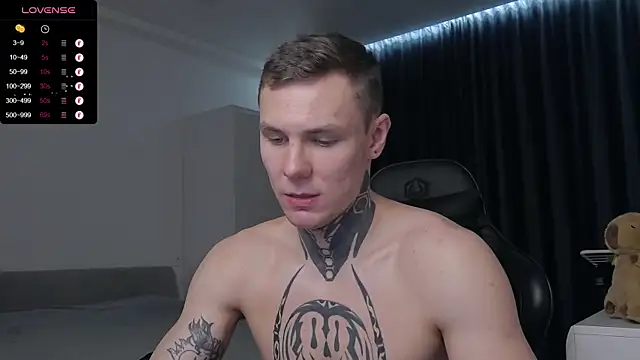 Snapshot of Lechery_boy chatting on January 31, 2025, 6:36 pm Lechery boy online show from January 31, 2025, 6:36 pm