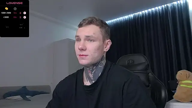 Snapshot of Lechery_boy chatting on February 4, 2025, 8:13 am Lechery boy online show from February 4, 2025, 8:13 am