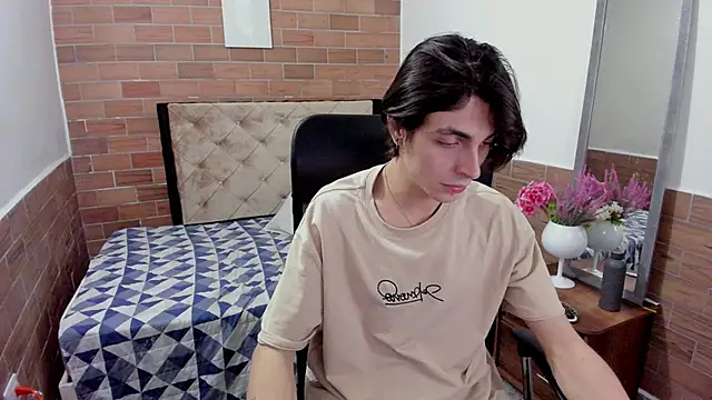 MIKE HUNTER7 online show from December 4, 2024, 3:37 am