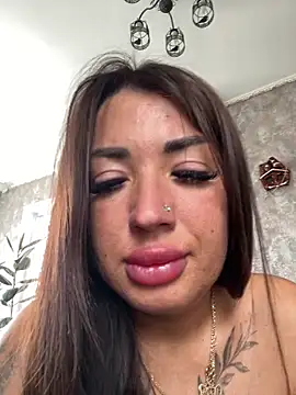 RuslanaXX online show from April 21, 2026, 4:41 am