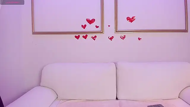 lexiethompson  online show from February 16, 2026, 12:12 pm