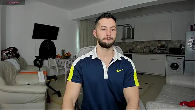 ZackFraser online show from February 13, 2025, 6:09 am