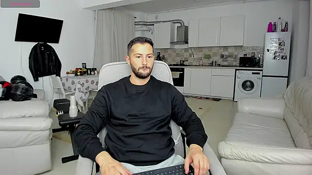 ZackFraser online show from October 3, 2025, 2:36 pm