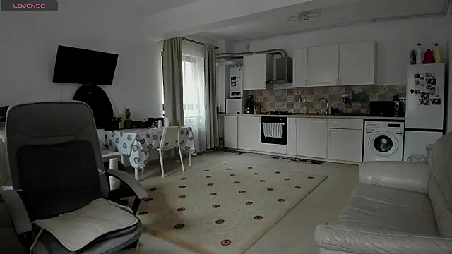 ZackFraser online show from November 12, 2025, 9:10 am