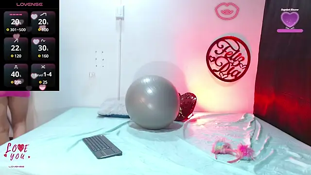 cleopatraa online show from March 7, 2025, 8:11 pm