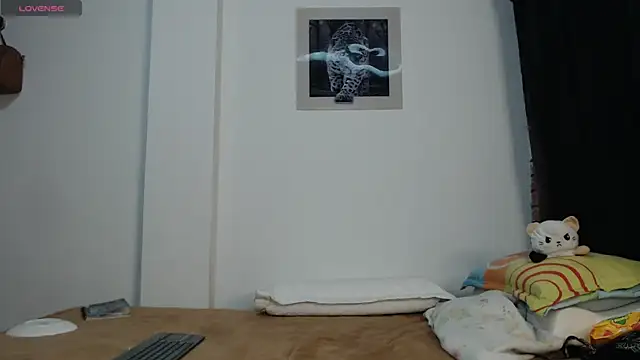  Alice Horny Gh online show from April 20, 2026, 12:24 am