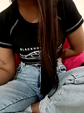 sweet jia23 online show from February 15, 2025, 8:00 am