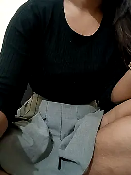 sweet jia23 online show from March 11, 2025, 8:30 am