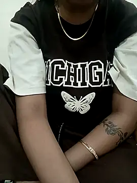 sweet jia23 online show from October 15, 2025, 4:34 am