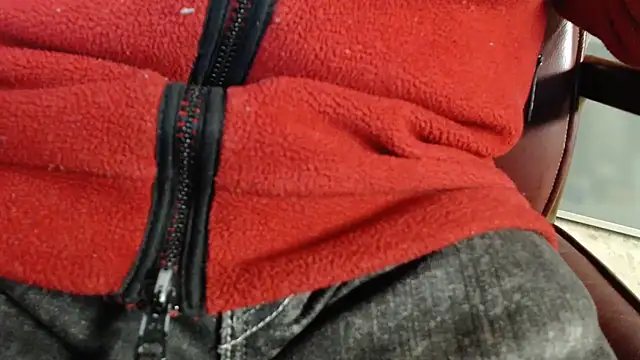 smoothandtiny online show from February 25, 2025, 5:36 pm