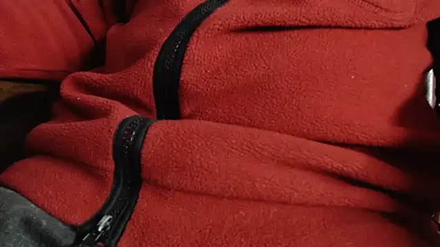 smoothandtiny online show from March 19, 2025, 7:27 pm