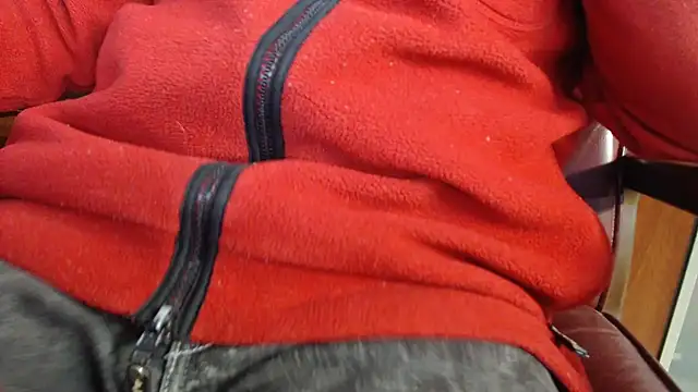 smoothandtiny online show from March 20, 2025, 11:49 am