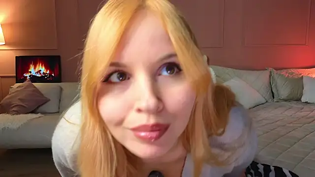 Lina-hill online show from March 3, 2025, 12:48 pm