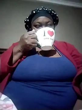 MATUREBUSSTY online show from March 20, 2025, 2:19 am