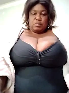 MATUREBUSSTY online show from September 27, 2025, 2:44 pm