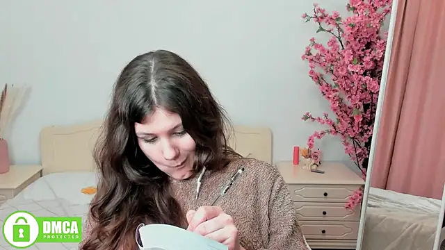 Charlotte wow online show from December 6, 2024, 3:33 pm