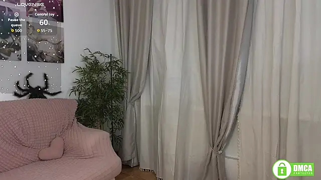 Charlotte wow online show from November 21, 2025, 10:08 pm