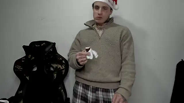 layneinchains online show from December 31, 2024, 3:23 am