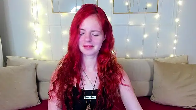 Snapshot of RubyAttwood chatting on January 3, 2025, 10:40 pm RubyAttwood online show from January 3, 2025, 10:40 pm