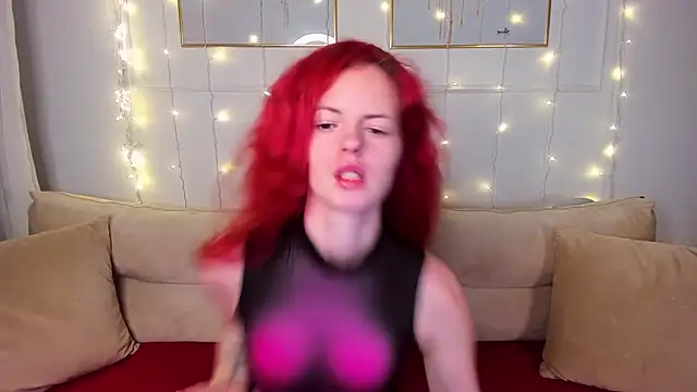 Snapshot of RubyAttwood chatting on February 2, 2025, 6:26 am RubyAttwood online show from February 2, 2025, 6:26 am