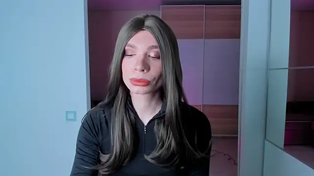Snapshot of monicastark_ chatting on May 28, 2026, 9:56 pm monicastark online show from May 28, 2026, 9:56 pm