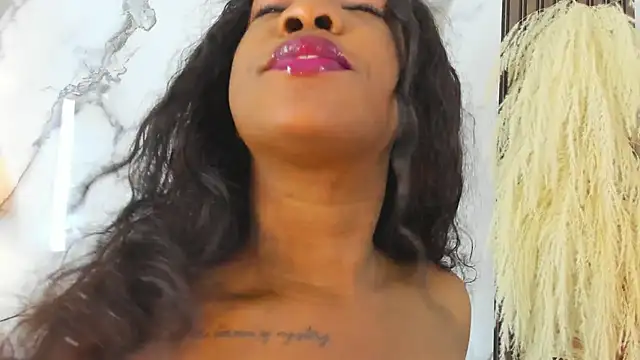 Snapshot of aidaadams chatting on February 16, 2025, 5:04 am aidaadams online show from February 16, 2025, 5:04 am