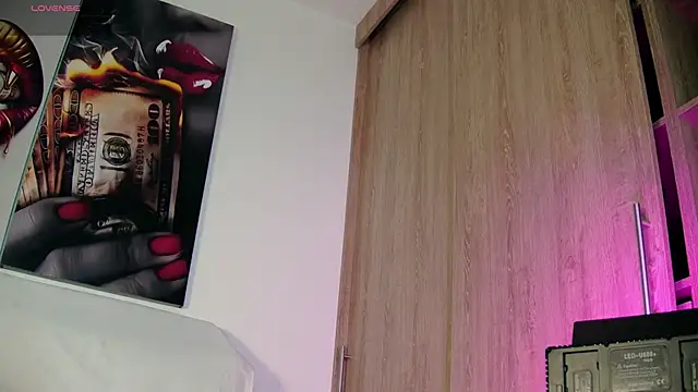 Snapshot of aidaadams chatting on September 13, 2025, 10:15 am aidaadams online show from September 13, 2025, 10:15 am