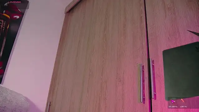 Snapshot of aidaadams chatting on November 1, 2025, 11:01 am aidaadams online show from November 1, 2025, 11:01 am