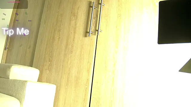 Snapshot of aidaadams chatting on November 13, 2025, 11:09 am aidaadams online show from November 13, 2025, 11:09 am