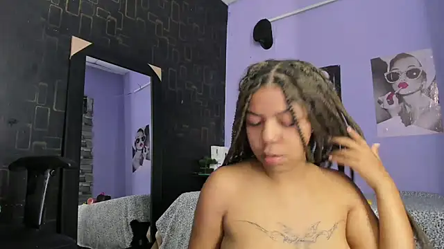 Alika01 online show from March 22, 2025, 8:26 pm