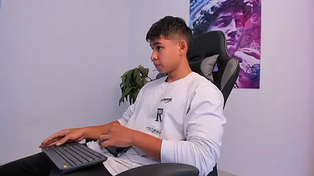 Bray Kevin online show from February 4, 2025, 2:53 pm