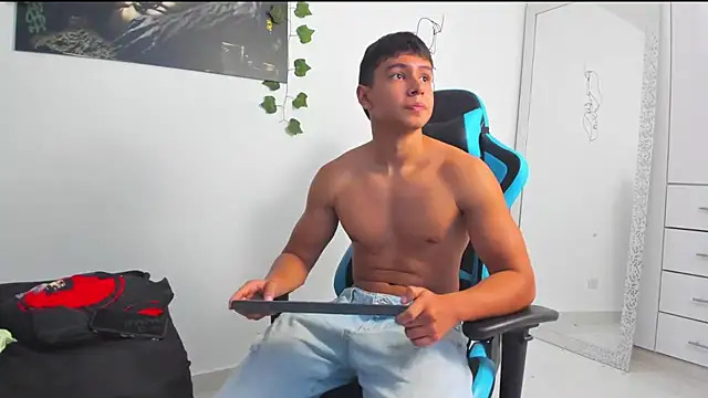 Bray Kevin online show from February 14, 2025, 4:04 am