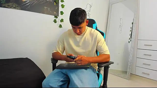 Bray Kevin online show from March 9, 2025, 3:05 pm