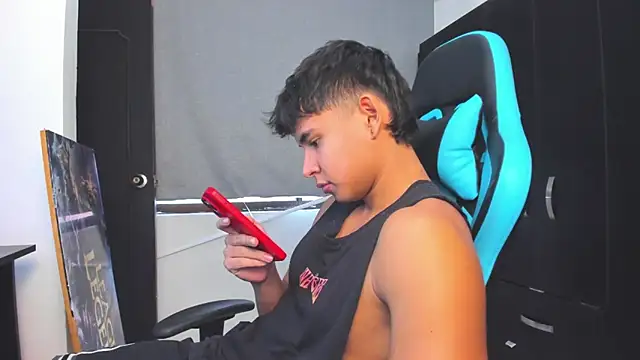 Bray Kevin online show from November 4, 2025, 7:46 pm