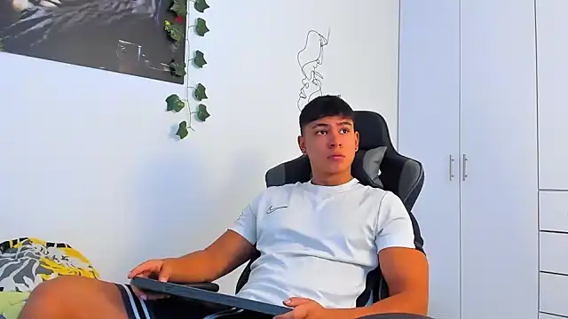 Bray Kevin online show from December 16, 2025, 6:13 pm