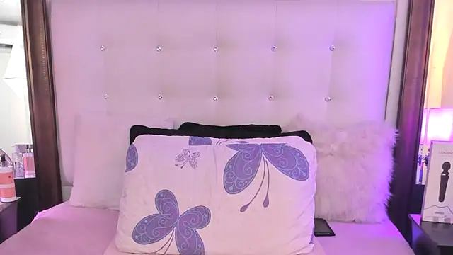 BellaaStarlix online show from October 10, 2025, 12:53 am