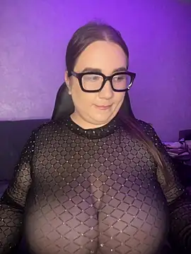 GabiBoobs online show from June 4, 2026, 5:41 pm